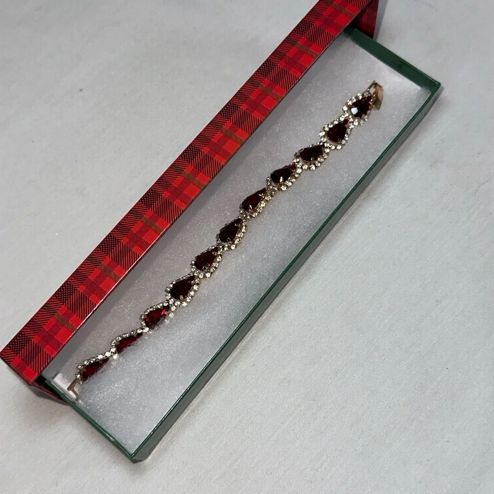 Vintage Inspired Red Stone Bracelet Gold Tone Teardrop Crystal Statement Jewelry